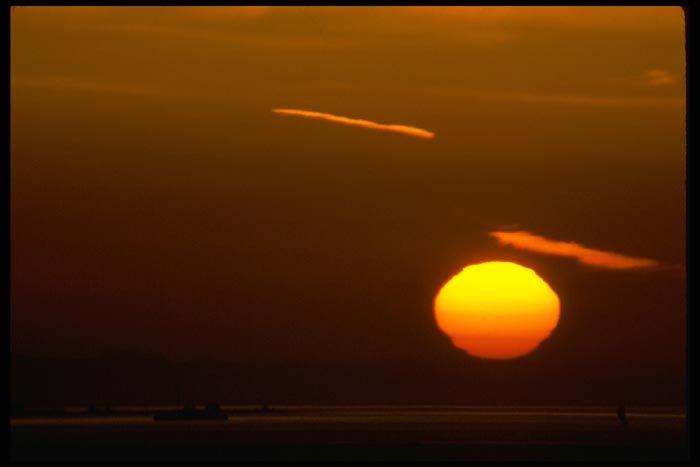 001064 Large Multicolored Sun Over Bay A4 Photo Print
