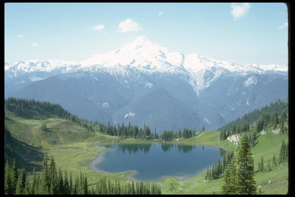 002086 Alpine Valley, Lake, Mountain A4 Photo Print
