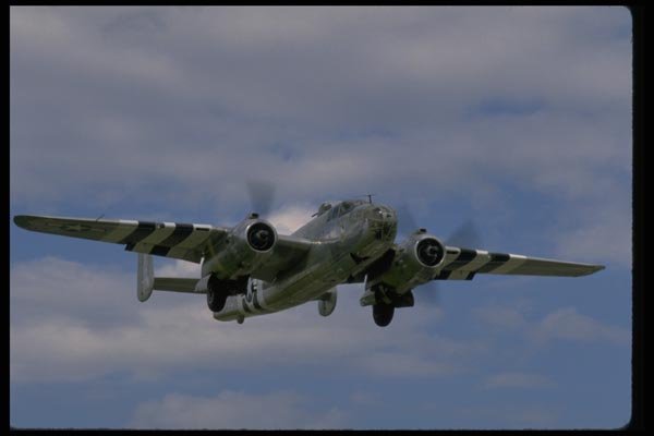 003081 B25, Front Right View, From Below A4 Photo Print