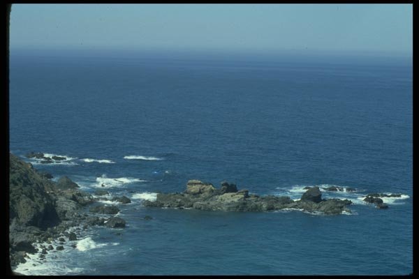 005052 Hazy Horizon, Rocky Shore A4 Photo Print