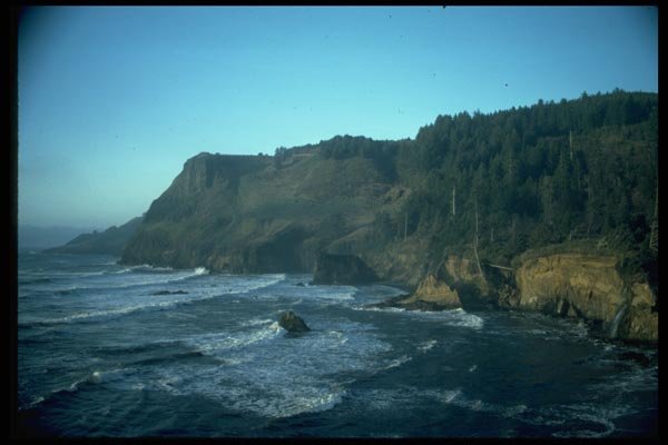 005065 Rugged Coastline A4 Photo Print