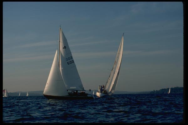 007042 Sloops Approaching Finish A4 Photo Print