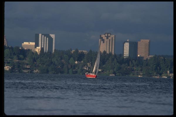 007044 Red Sloop Under Sail A4 Photo Print