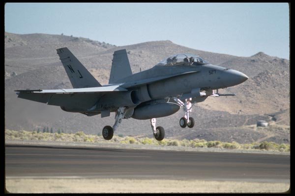 010002 F A 18 Landing A4 Photo Print