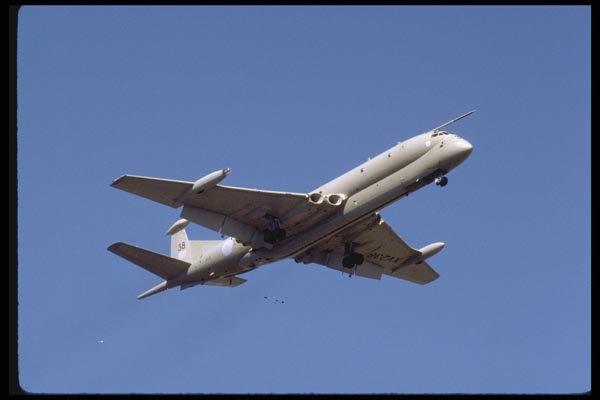 010016 Nimrod British Reconnaissance Plane A4 Photo Print