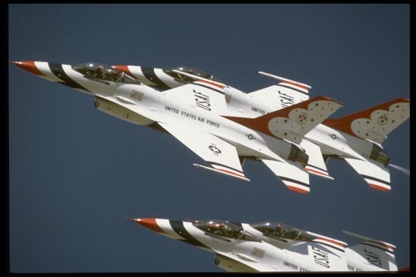 010045 Thunderbirds In Formation A4 Photo Print