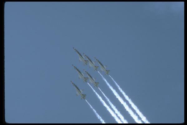 010055 Six Thunderbird T 38 Jets In Formation A4 Photo Print