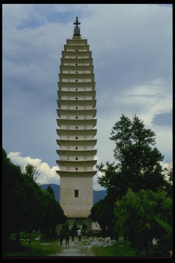 015084 Multi storied Pagoda, Dali, Yunnan A4 Photo Print
