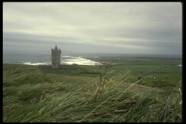 017060 Castle Near The Cliffs Of Mohr A4 Photo Print