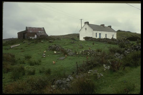 017062 Achille Island Farmhouse A4 Photo Print