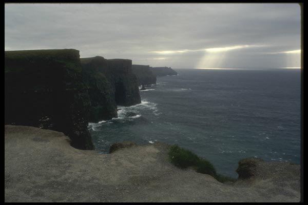 017078 Cliffs Of Mohr A4 Photo Print