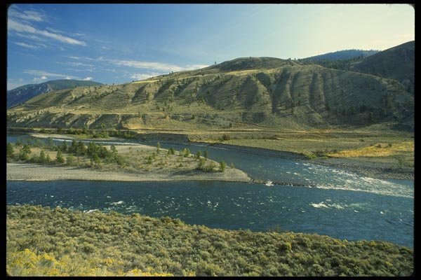 018003 Fraser River Near Lytton A4 Photo Print