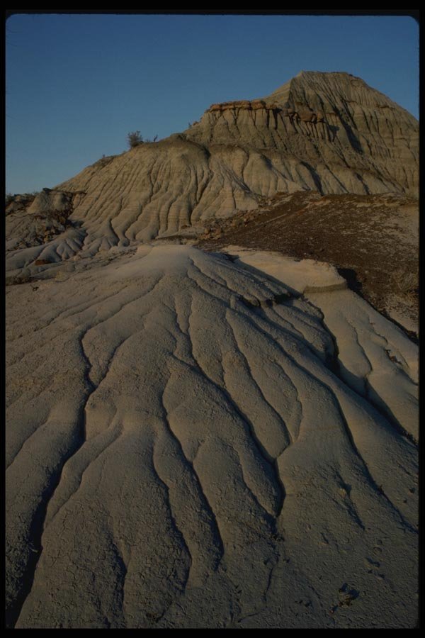 018007 Dinosaur Provincial Park Badlands, Alberta A4 Photo Print
