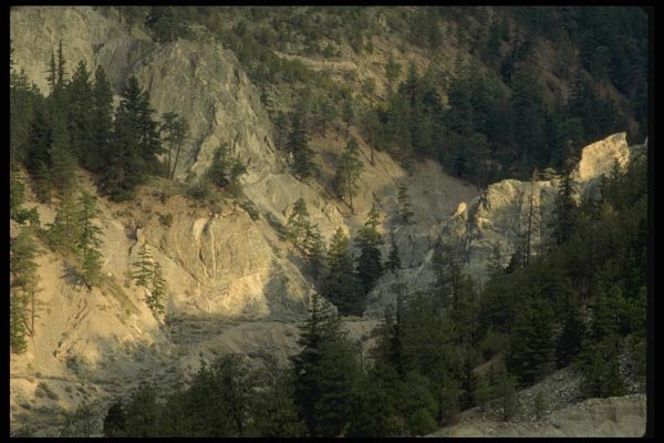 018040 Fraser River Valley Near Cache Creek, B.C. A4 Photo Print