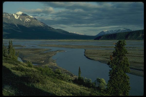 018097 Kaskawulush River Kluane National Park, Alberta A4 Photo Print