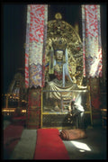020018 Pilgrim Making Offerings To Buddha, Jokhang Temple A4 Photo Print