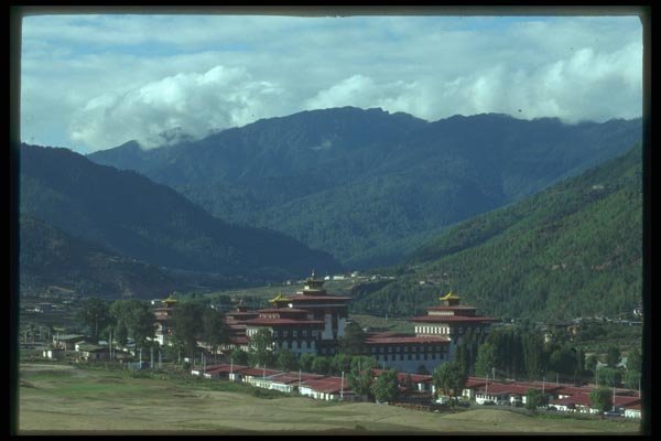 020030 Tashochoedzong A4 Photo Print
