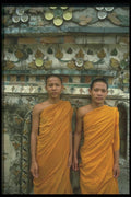 020058 Young Thai Monks, Wat Arun ( Temple Of The Dawn ) A4 Photo Print