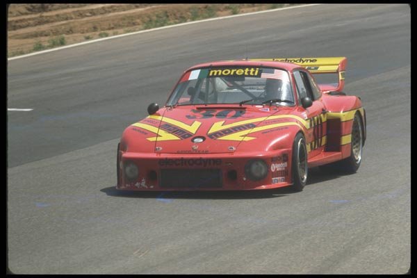 021066 Porsche Red With Yellow Arrows A4 Photo Print