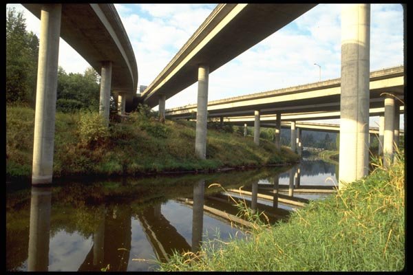 022049 Pillars Under Roadways A4 Photo Print