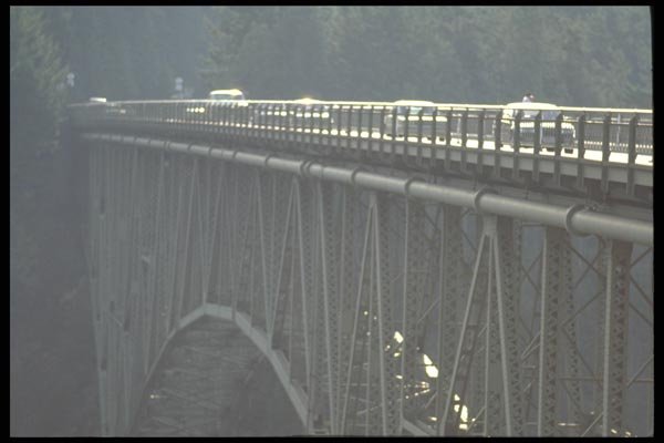 022051 Arched Bridge With Traffic A4 Photo Print