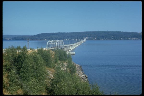 022072 Floating Bridge A4 Photo Print