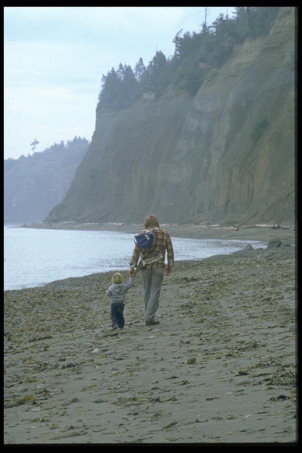 023009 Man And Child On Beach A4 Photo Print