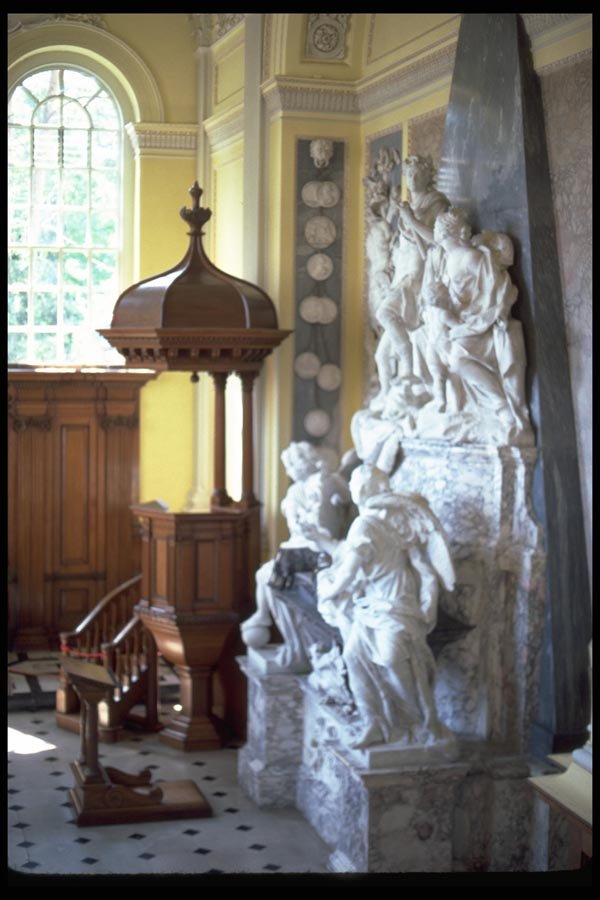 024057 Angel Statues A4 Photo Print