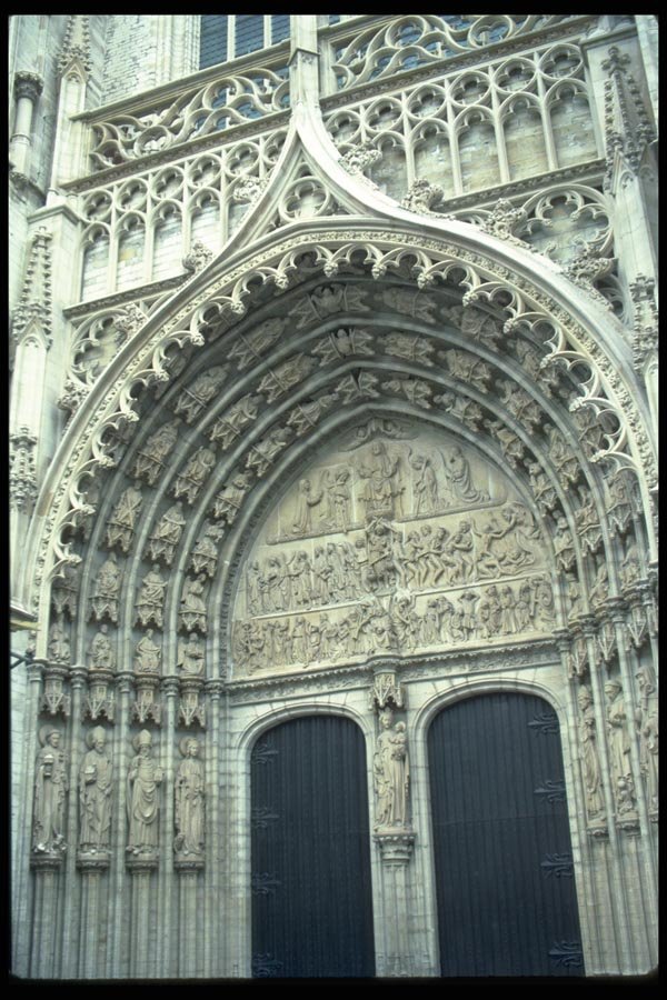 024092 Ornate Entry With Dual Doors A4 Photo Print