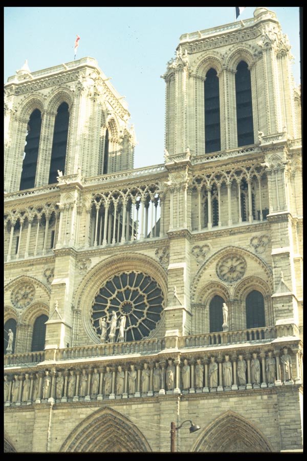 024096 Angels Outside Of Rose Window A4 Photo Print