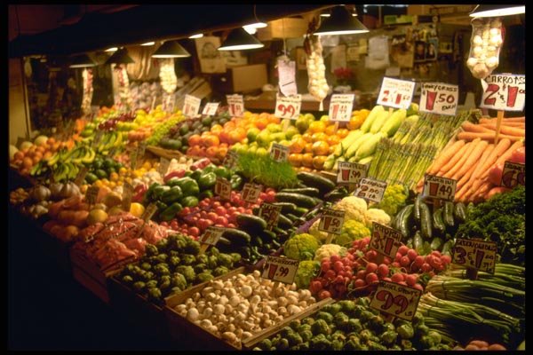 025053 Lighted Vegetable Stand A4 Photo Print