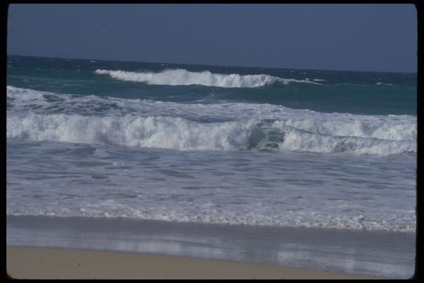 026037 Azure Ocean, White Foam A4 Photo Print
