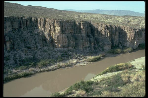 026093 Muddy River In Canyon A4 Photo Print
