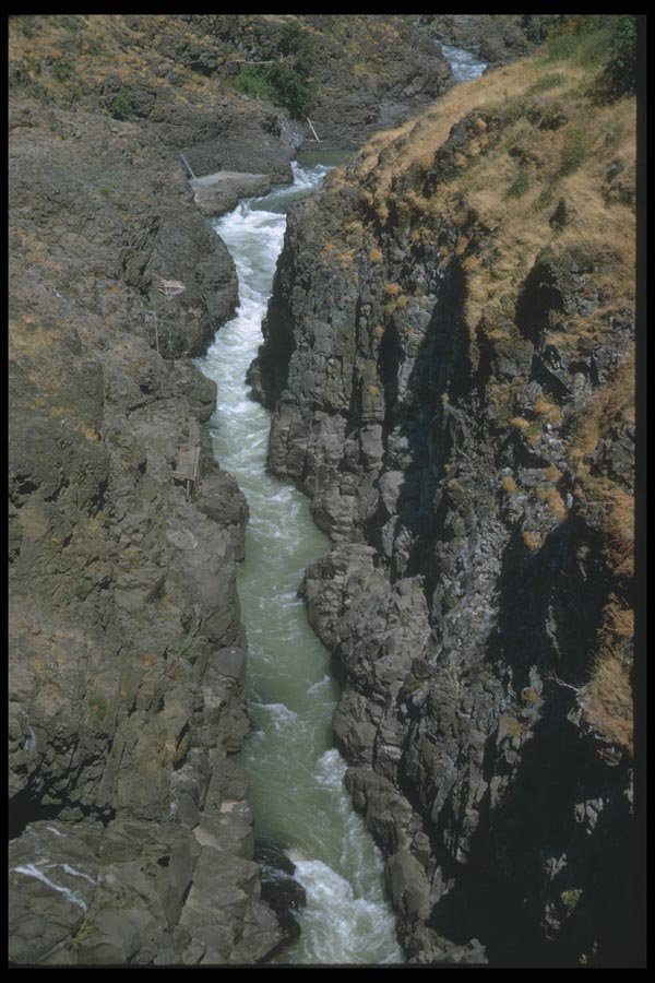 027093 Waterfall In Klickitat Gorge A4 Photo Print