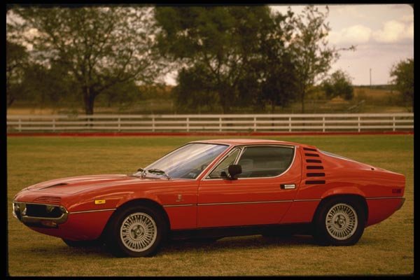 029065 Alfa Romeo Montreal A4 Photo Print
