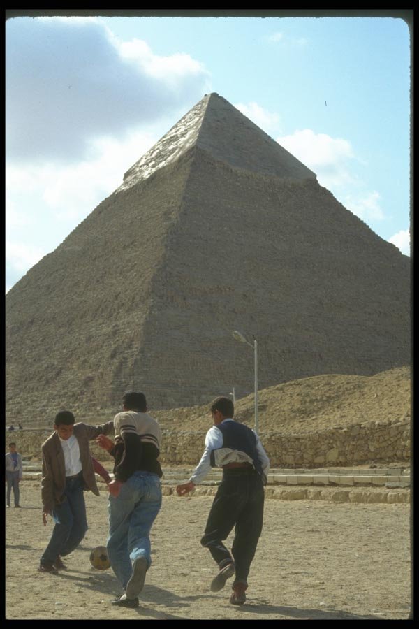 030018 Khafre Pyramid, Cairo A4 Photo Print