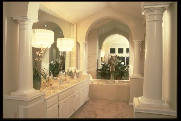 031089 Classical Bathroom With Columns, Cherub A4 Photo Print
