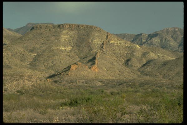 032027 Buttes And Spiny Ridge A4 Photo Print