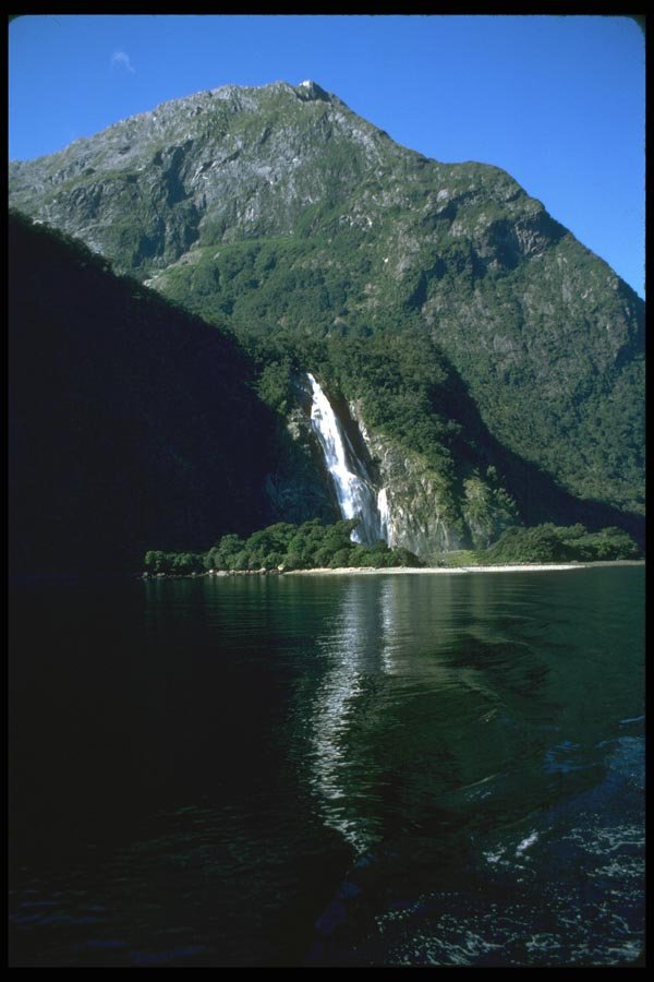 036157 Milford Sound A4 Photo Print