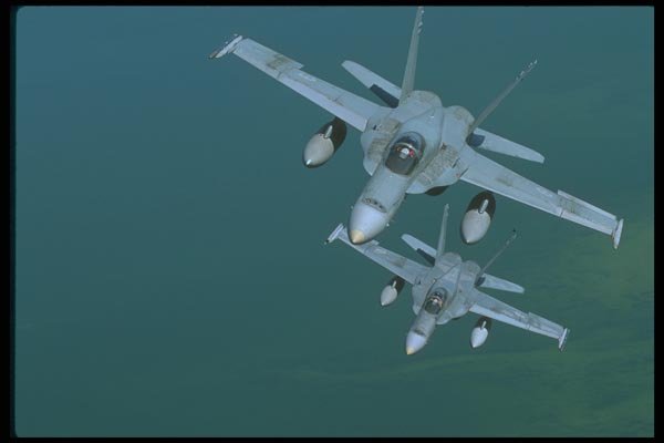 037054 F 18s A4 Photo Print