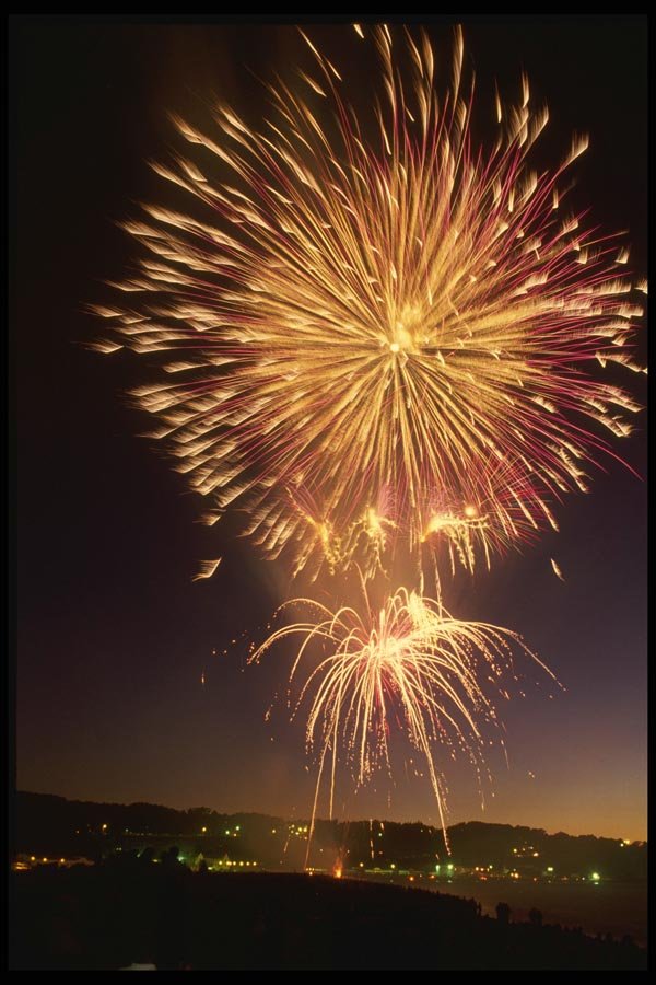 040048 Sparkling Climax A4 Photo Print