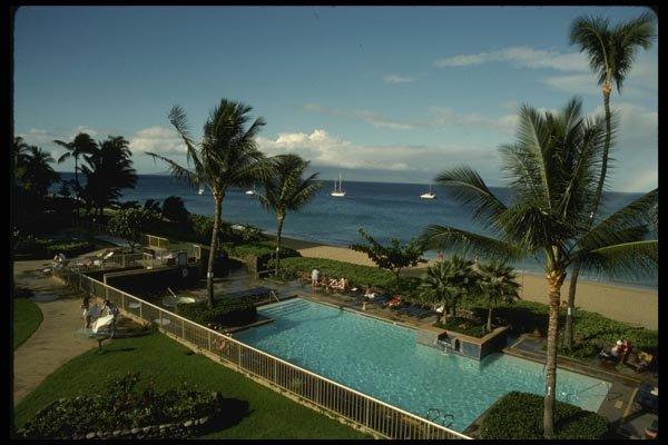 046055 Kaanapali Resorts Maui A4 Photo Print