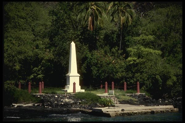 046078 Captain Cook's Monument Hawaii A4 Photo Print