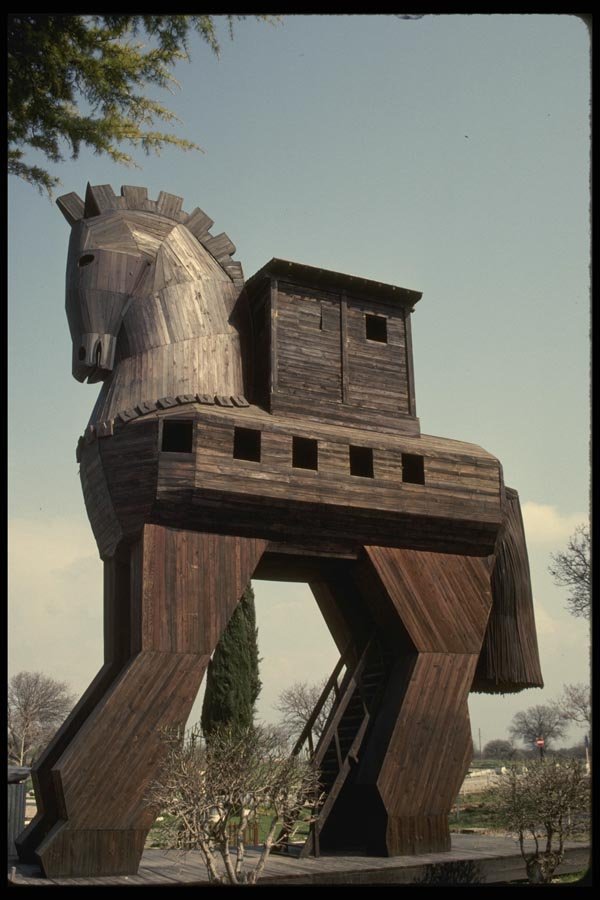 047031 Trojan Horse Replicas A4 Photo Print
