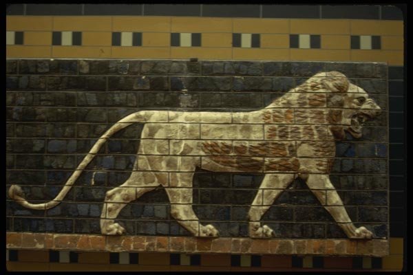 047090 Bas Relief, Ishtar Lion Gate Istanbul A4 Photo Print