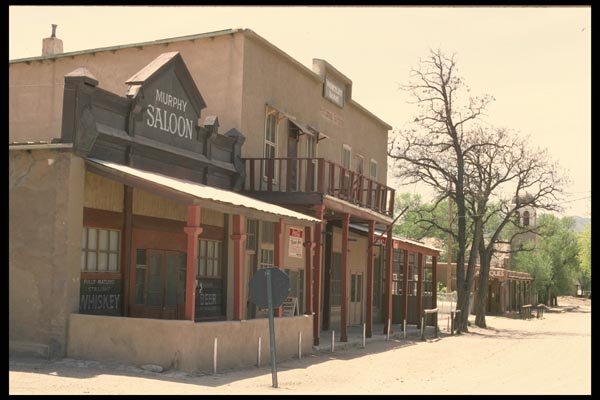 054070 Saloon A4 Photo Print