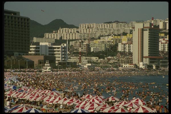 055052 Pusan Haeundae Beach A4 Photo Print