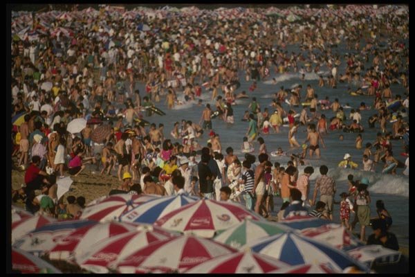 055053 Pusan Haeundae Beach A4 Photo Print