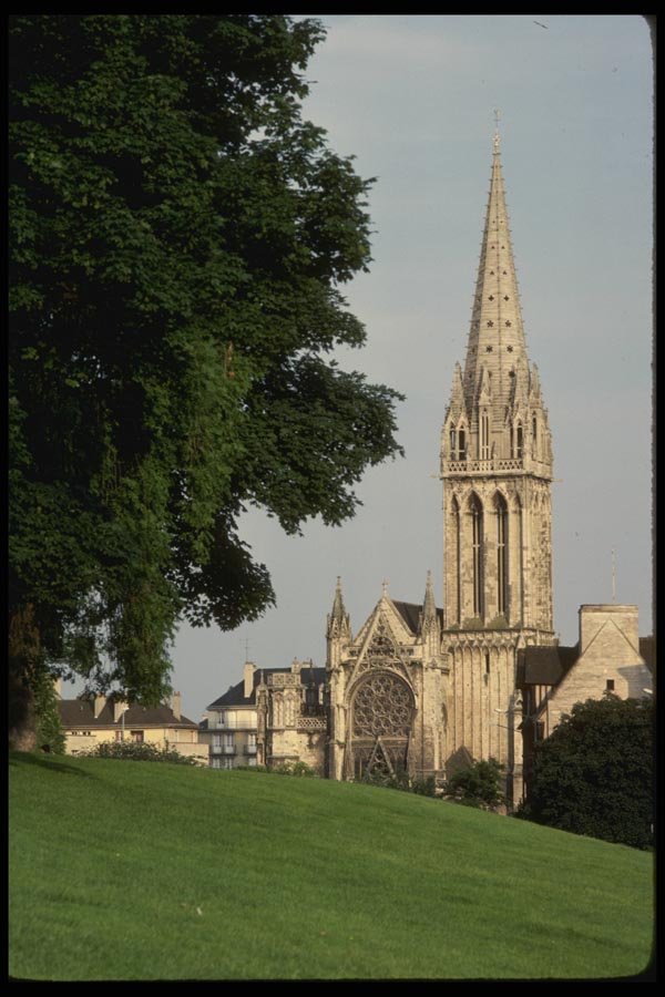 056002 St. Pierre Cathedral Normandy, France A4 Photo Print