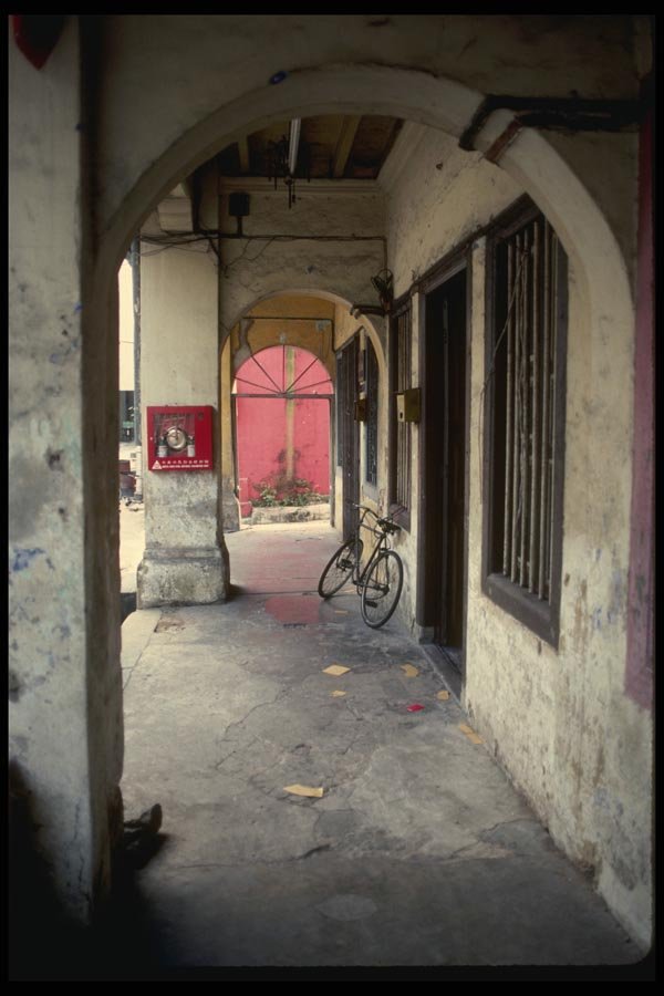 057081 Merchants Along Amoy St. A4 Photo Print